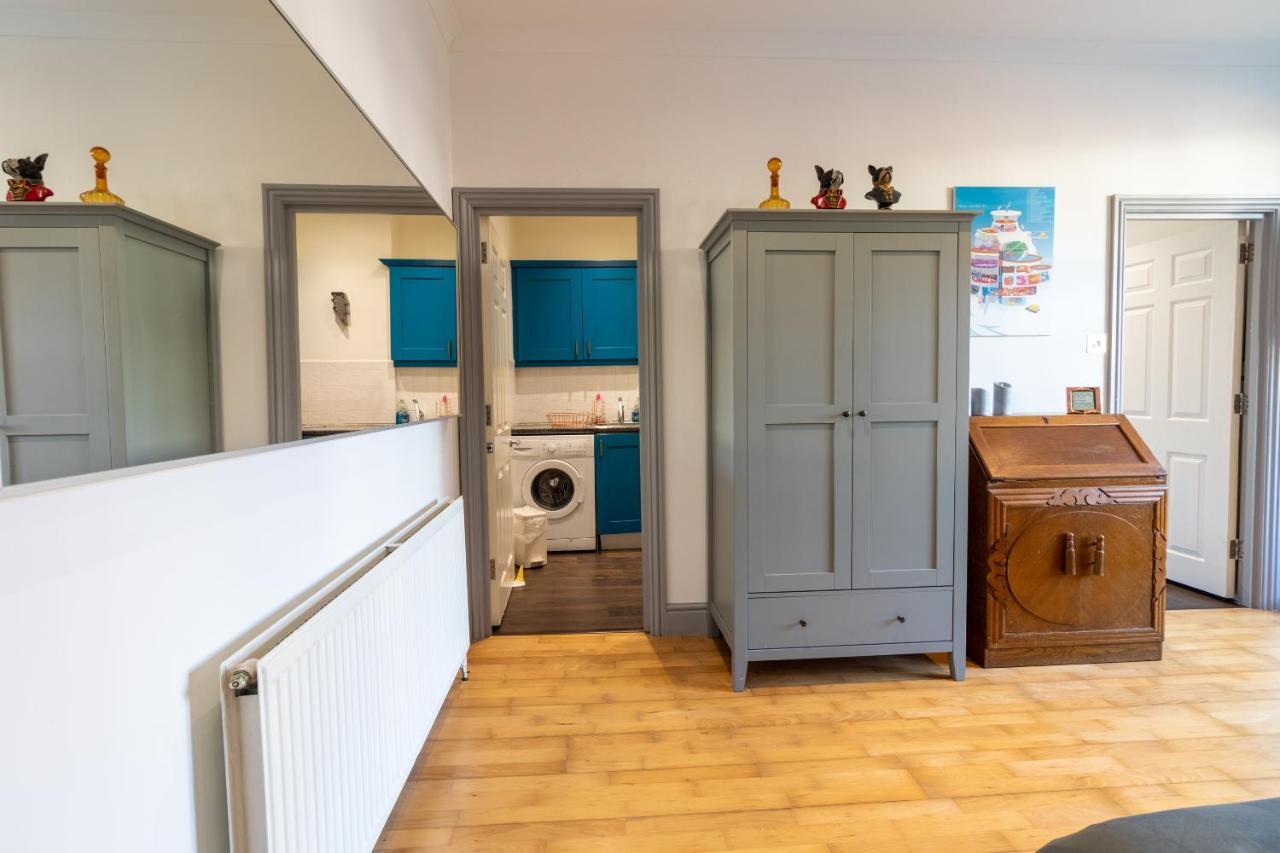 Spacious And Light Flat In Clapham Londyn Zewnętrze zdjęcie